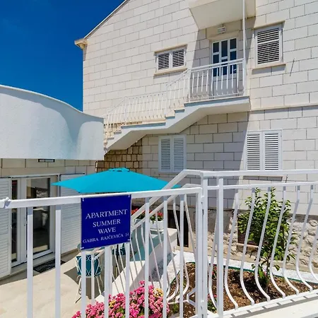 Summer Wave Apartment *